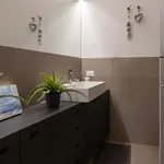 Nn Apartment *